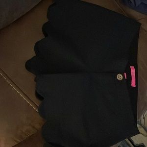 Lilly Pulitzer black shorts